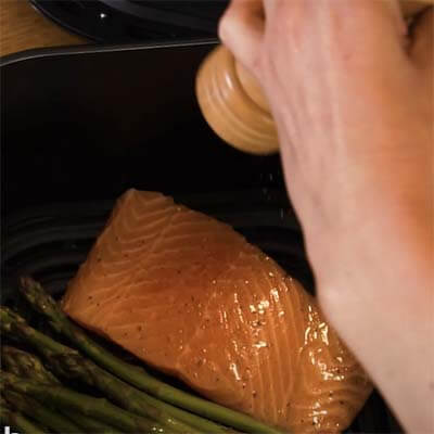 Cecofry Advance Precision cocinando salmón